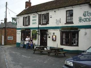 The Three Horseshoes Drayton Parslow Eksteriør billede